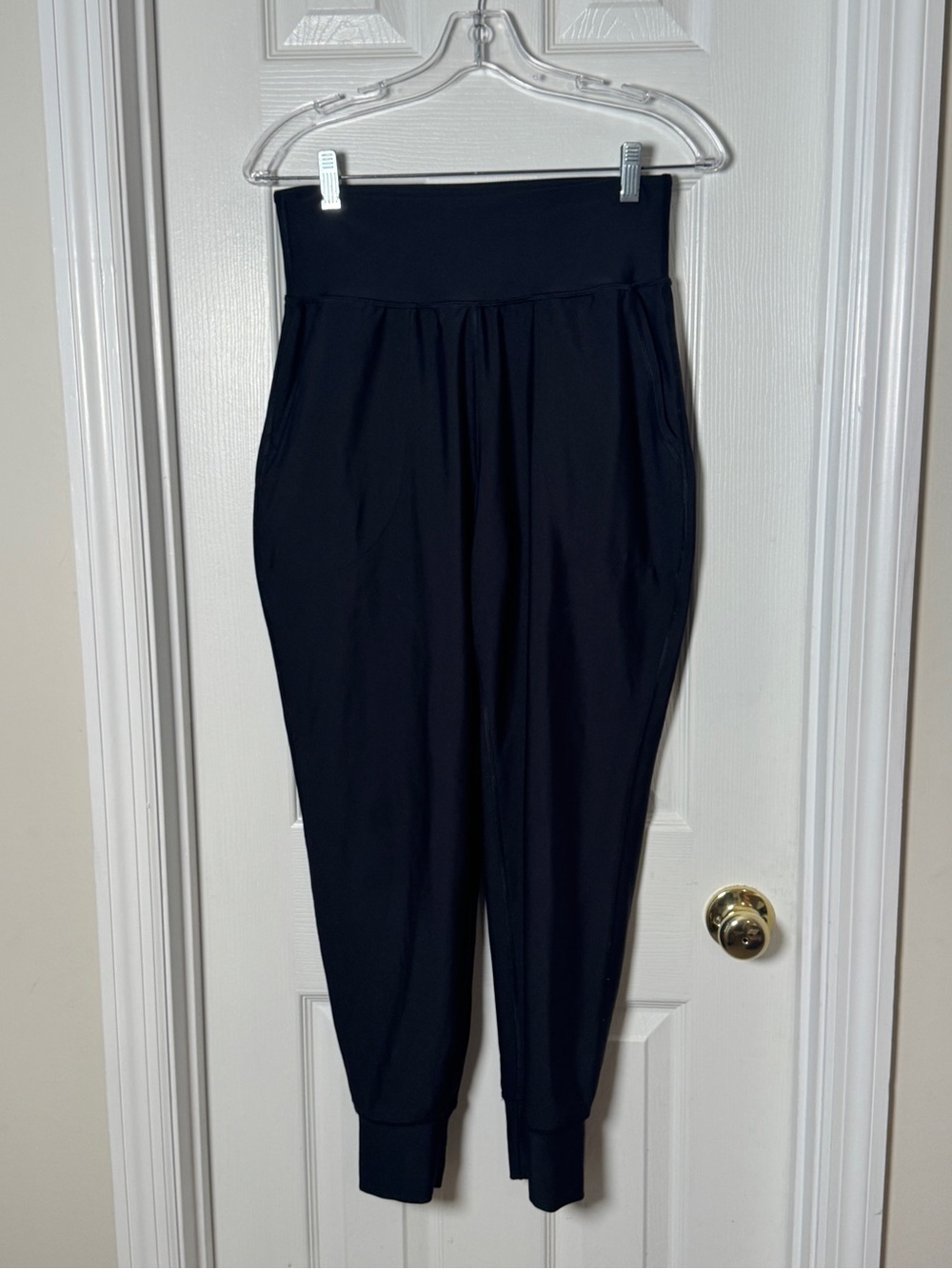 Old Navy Active Black High-Waisted PowerSoft Joggers - Size Medium